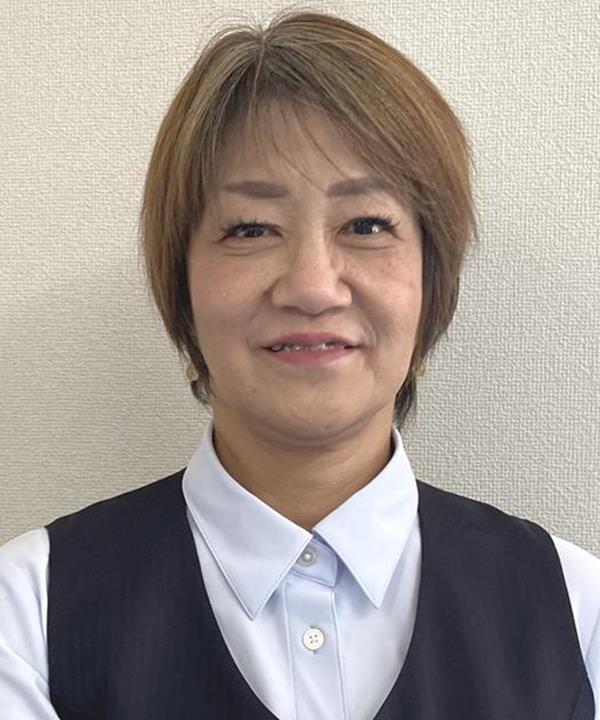 井上 佳子